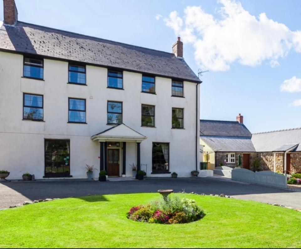 East Hook Farmhouse Haverfordwest Exterior foto